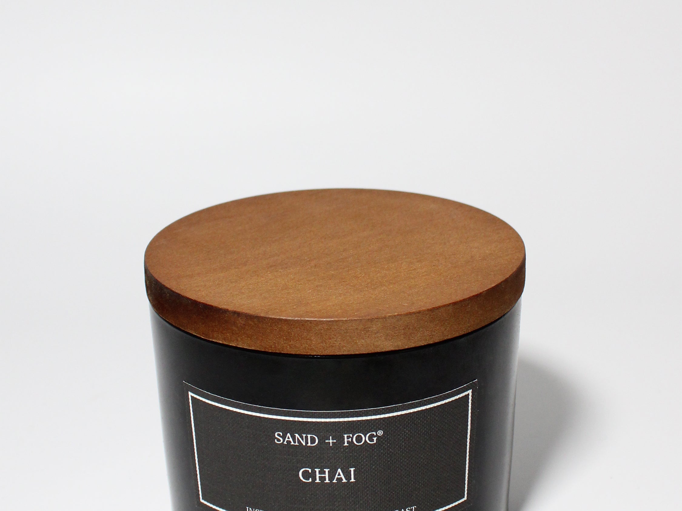 Chai 12 oz scented candle Black vessel with Wood Lid