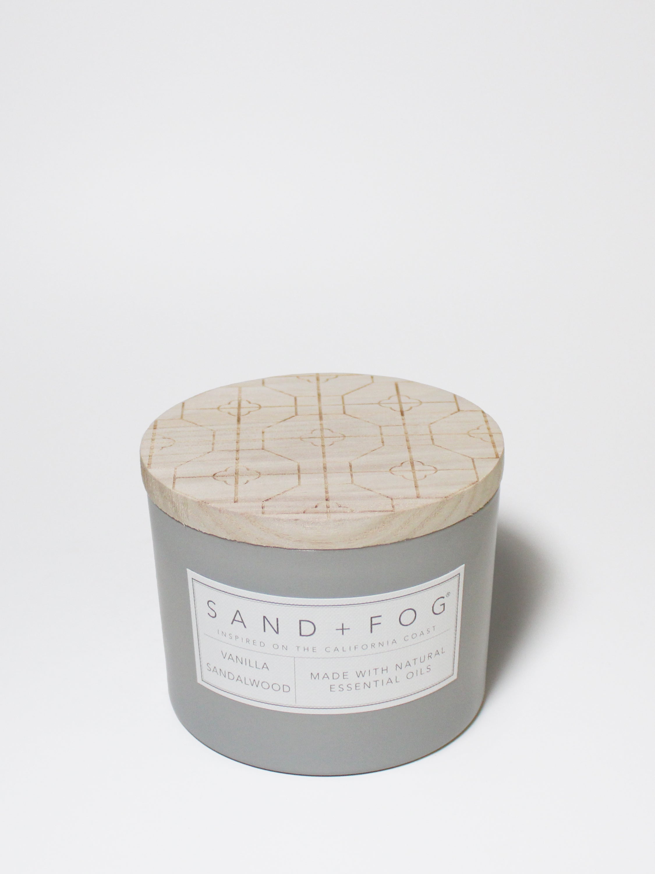 Sand + Fog Vanilla Sandalwood 12 oz scented candle