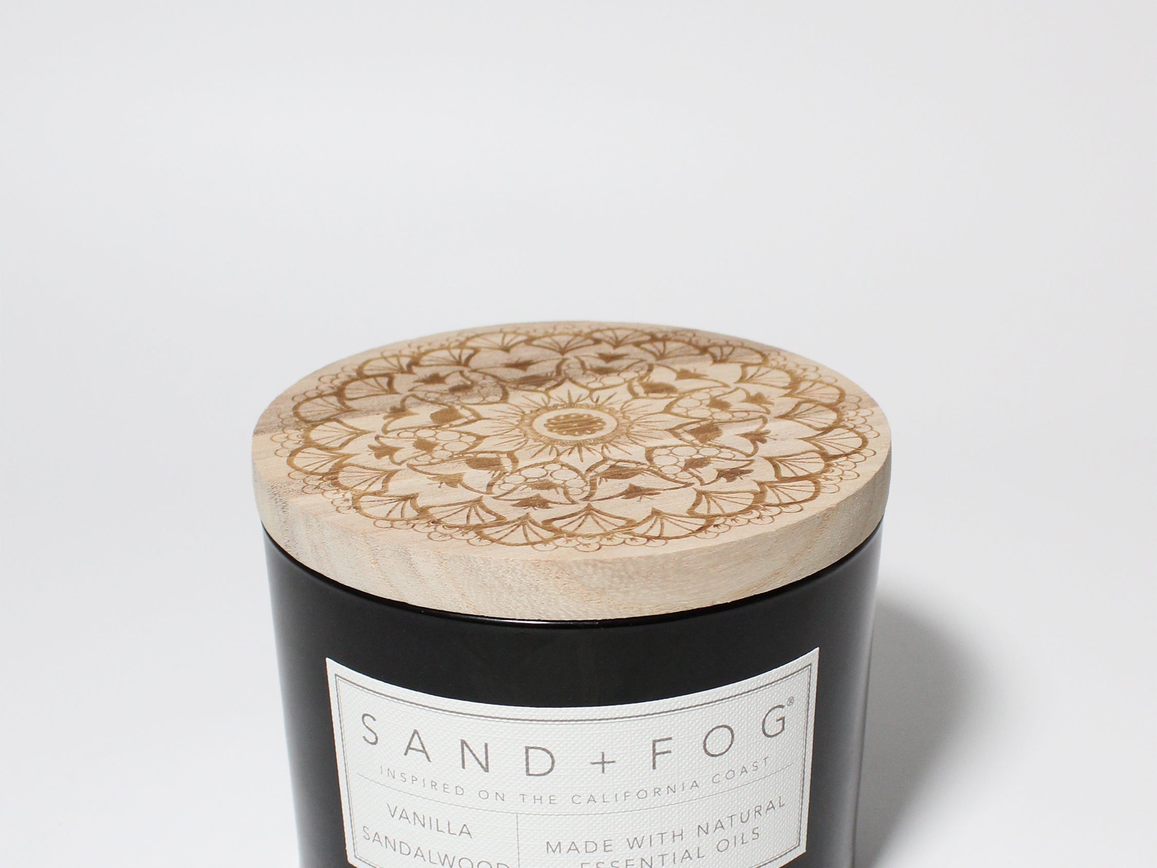 Vanilla Sandalwood 12 oz scented candle Black vessel with Carved wood lid
