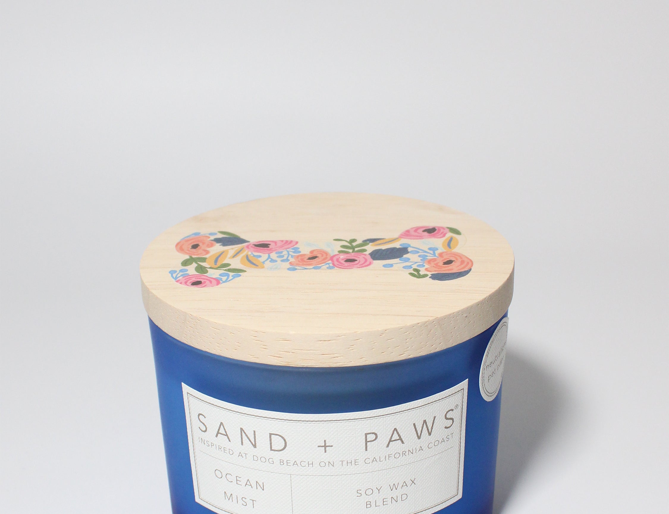 Sand + Paws Ocean Mist 12 oz scented candle Cobalt vessel with Painted floral bone lid