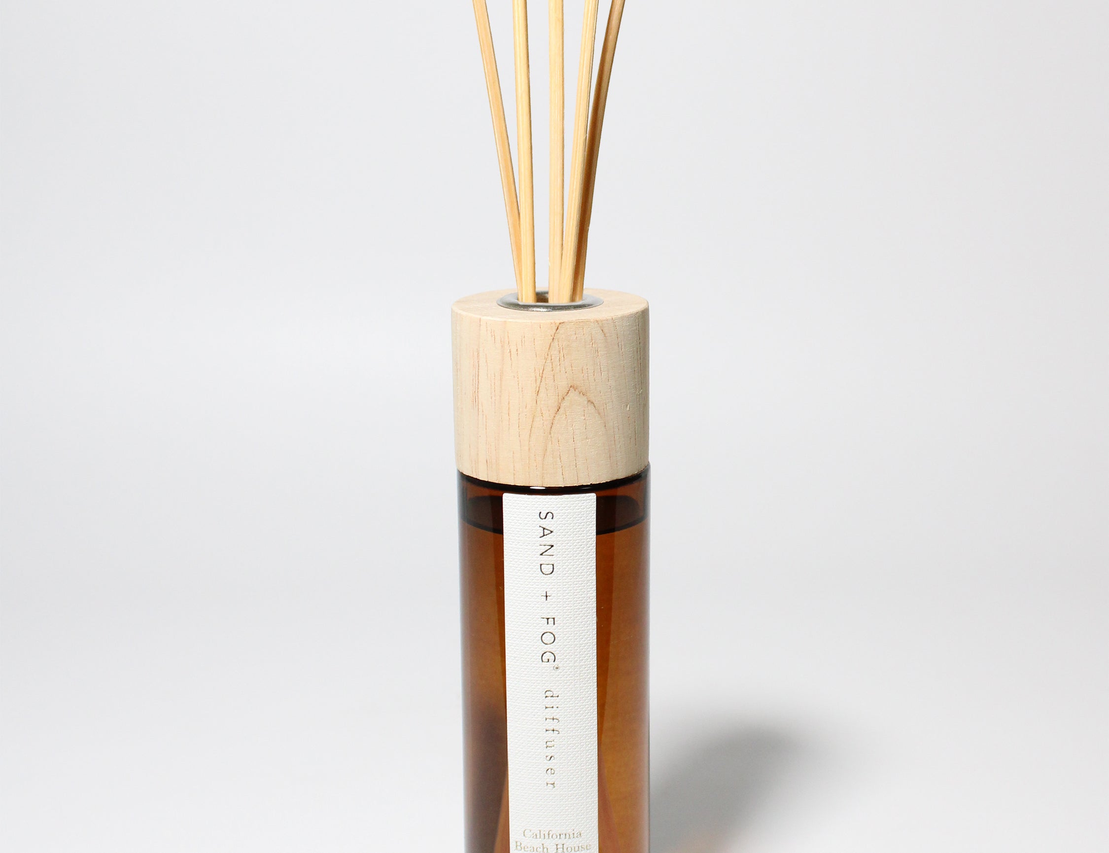 California Beach House reed diffuser Black Glass with Wood Top