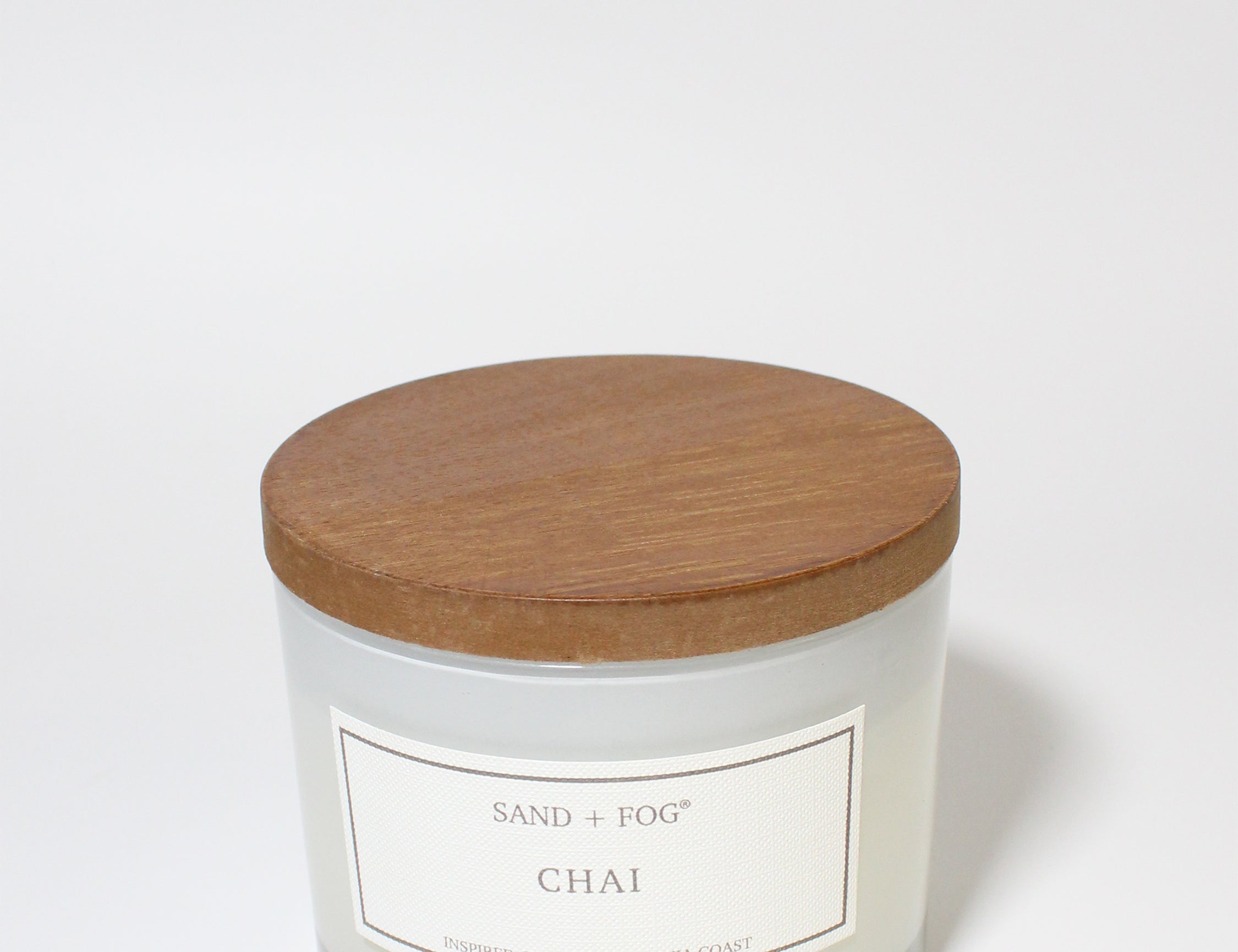 Chai 12 oz scented candle White vessel with Wood Lid