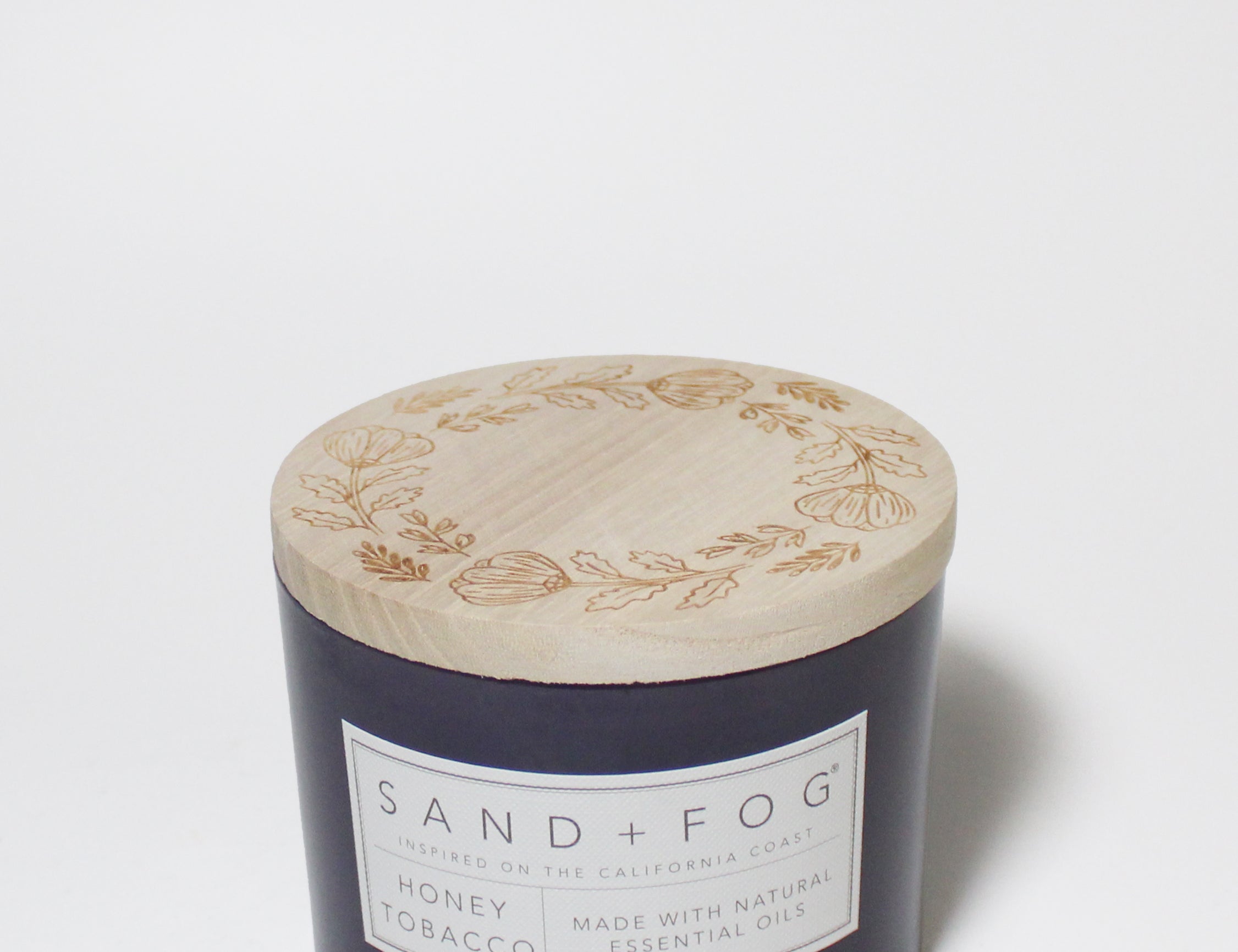 sand and fog honey tobacco + Weathered room spray Perfect for Cocktail Table honey tobacco candle sand and