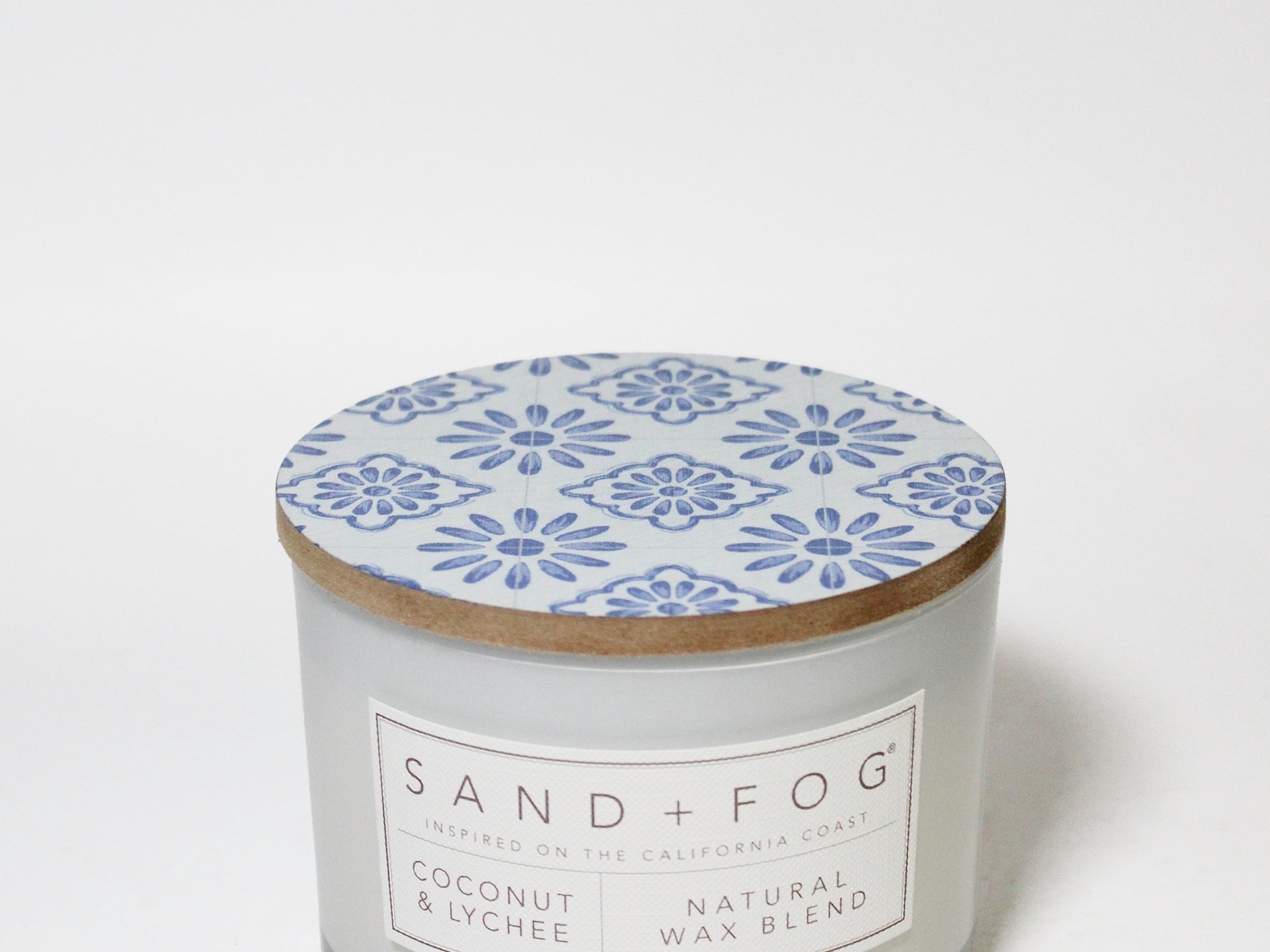 sand and fog coconut and palm candle Sand+Fog Coconut & Lychee 12 oz scented candle