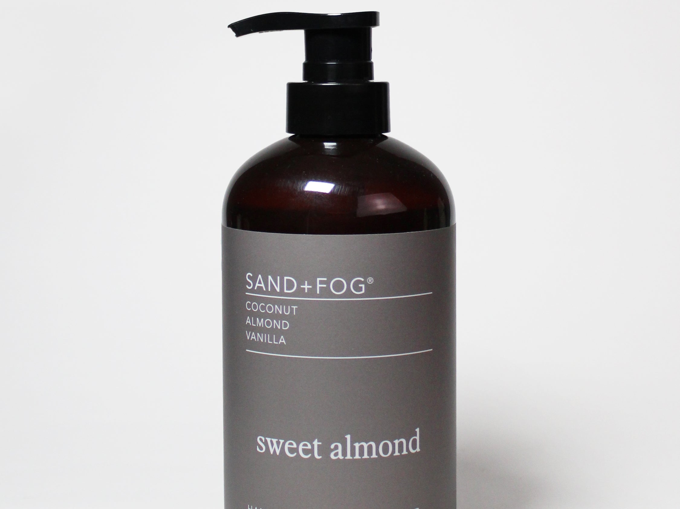 Liquid hand soap bottle with pump, amber-brown, Sand&Fog Sweet almond