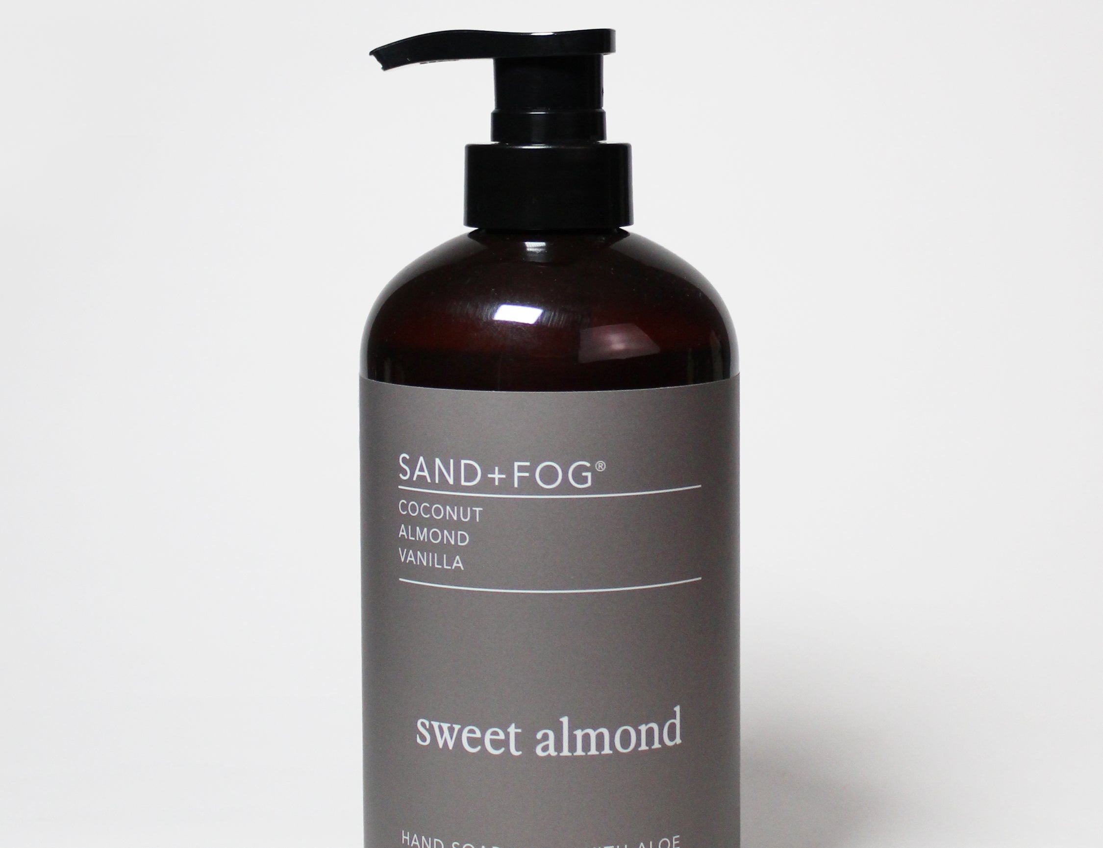 Liquid hand soap bottle with pump, amber-brown, Sand&Fog Sweet almond