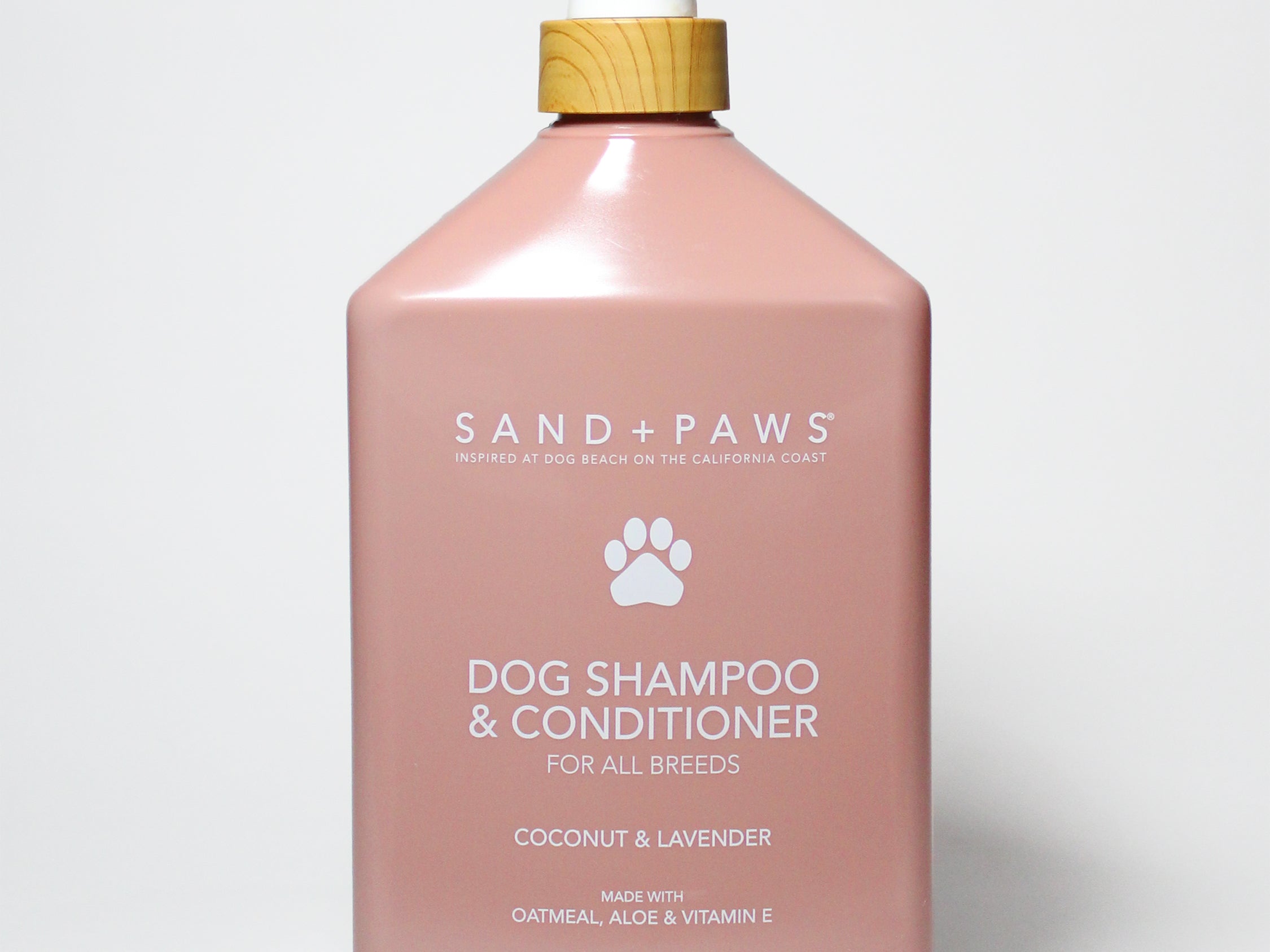 Sand + Paws dog shampoo & conditioner bottle with pump, coconut & lavender, pink